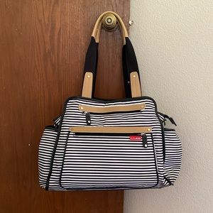 DONATING SOON ❤️ Skip Hop Black + White Diaper Bag